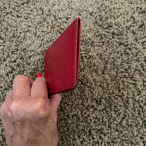 Authentic 2004 Louis Vuitton Red Epi Card Holder - Picture 6 of 13